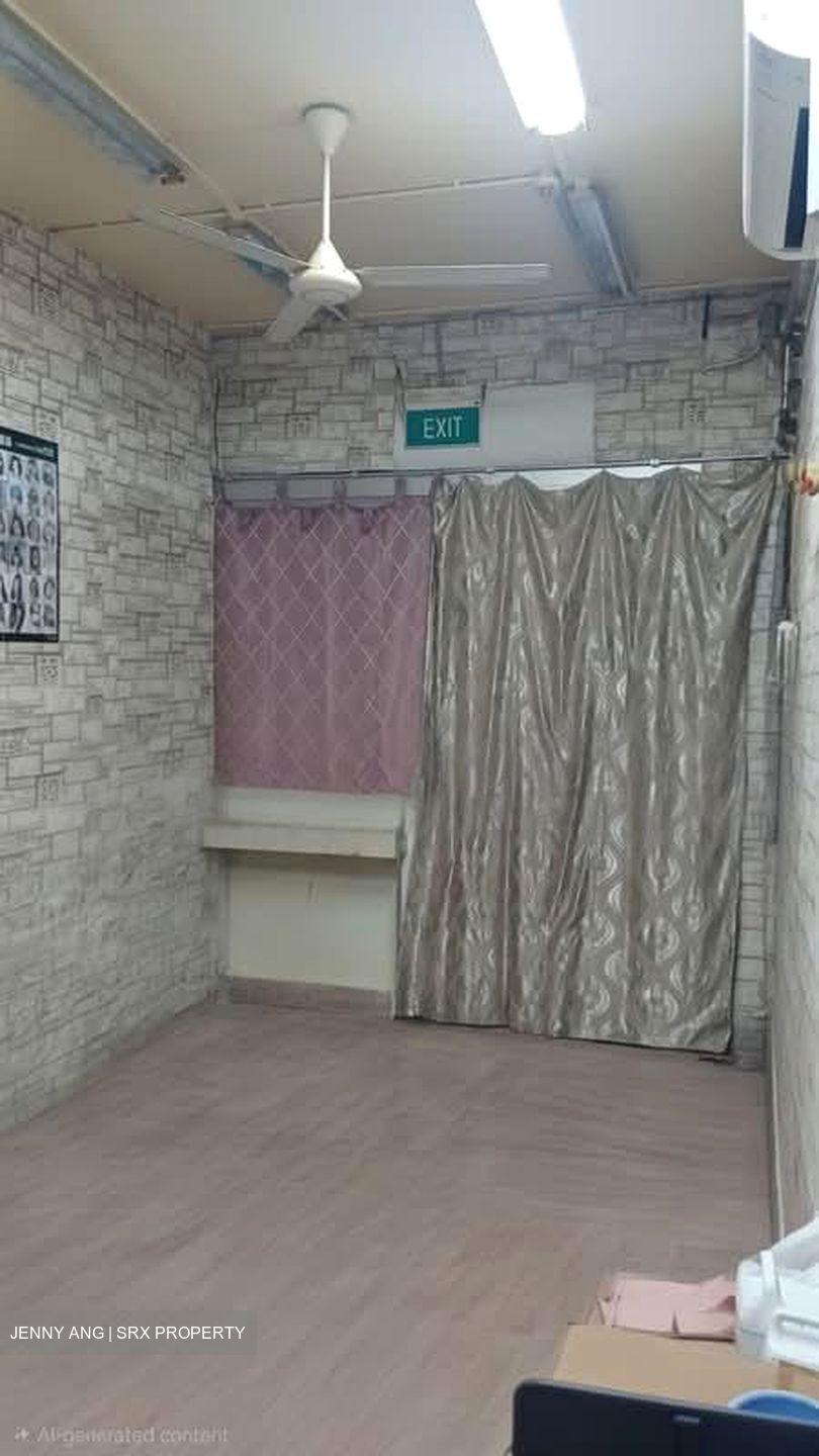 61 TEBAN GARDENS ROAD (D22), Shop House #572114181
